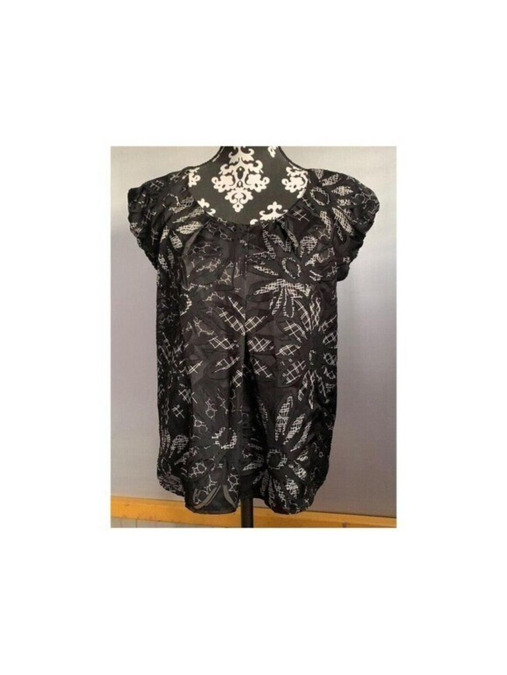 Chaus Black Floral Patterned Blouse Size 8P